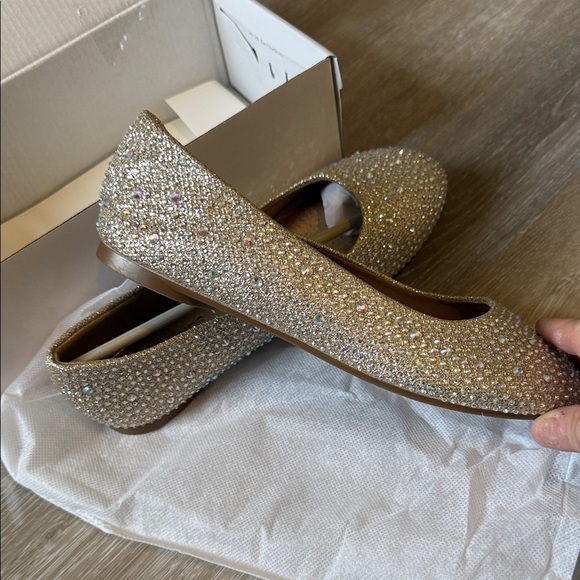 Dream Pairs Glittering Gold Rhinestone Flats - Picture 4 of 5